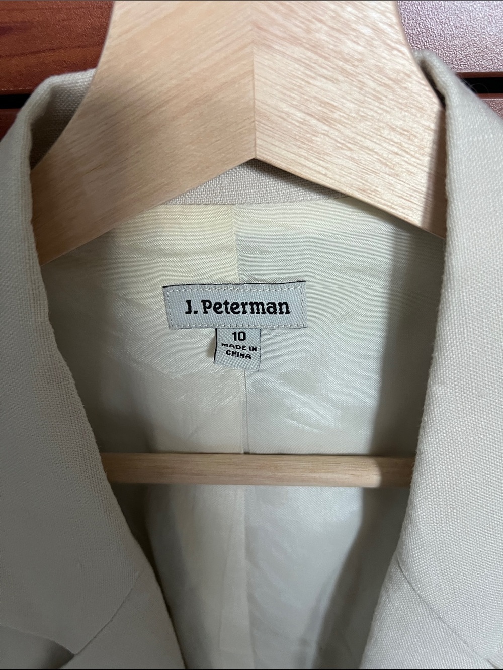 J. Peterman linen Vest - Picture 3 of 8